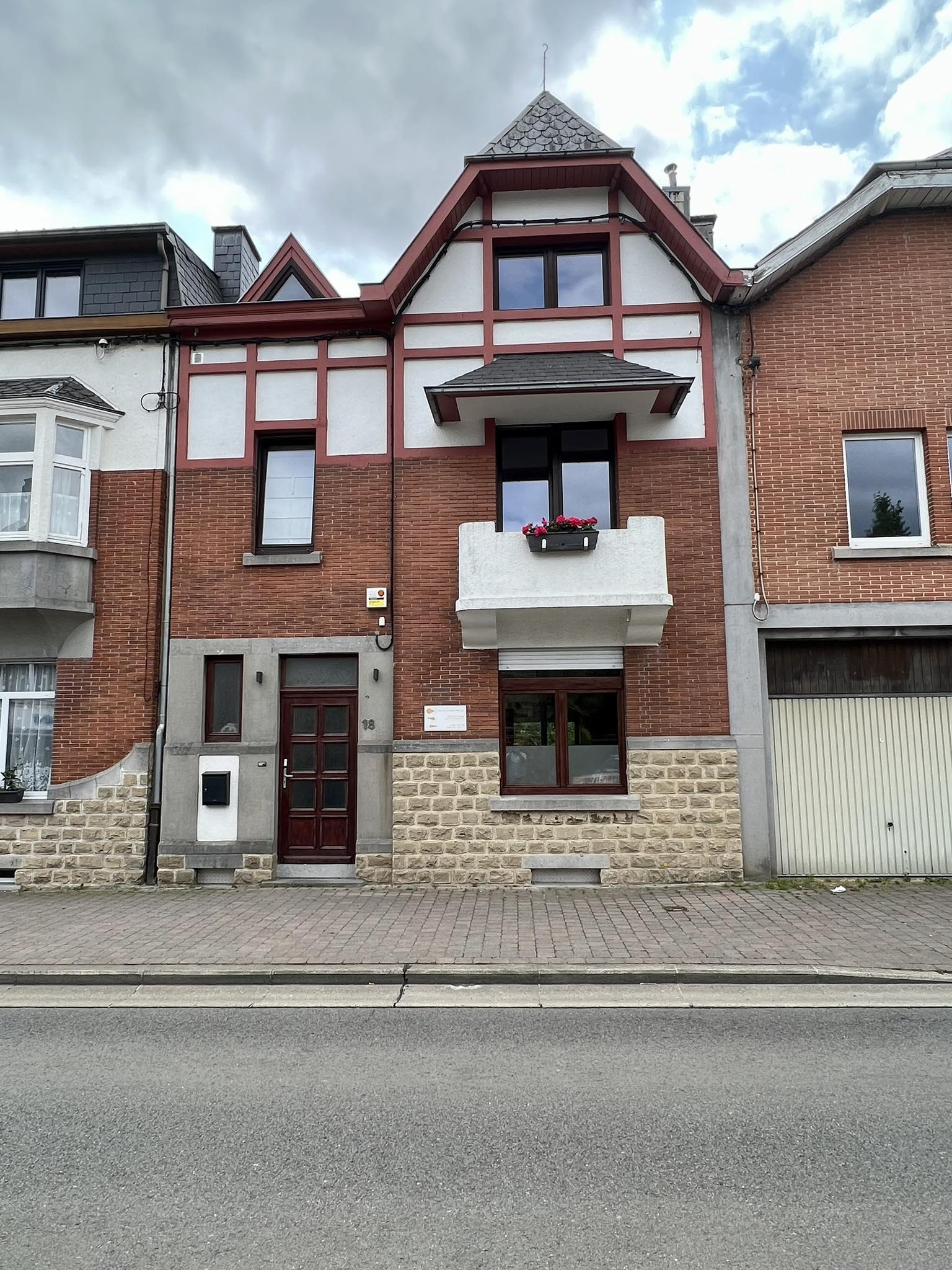 357619347_986080052707699_7782218340835917298_n