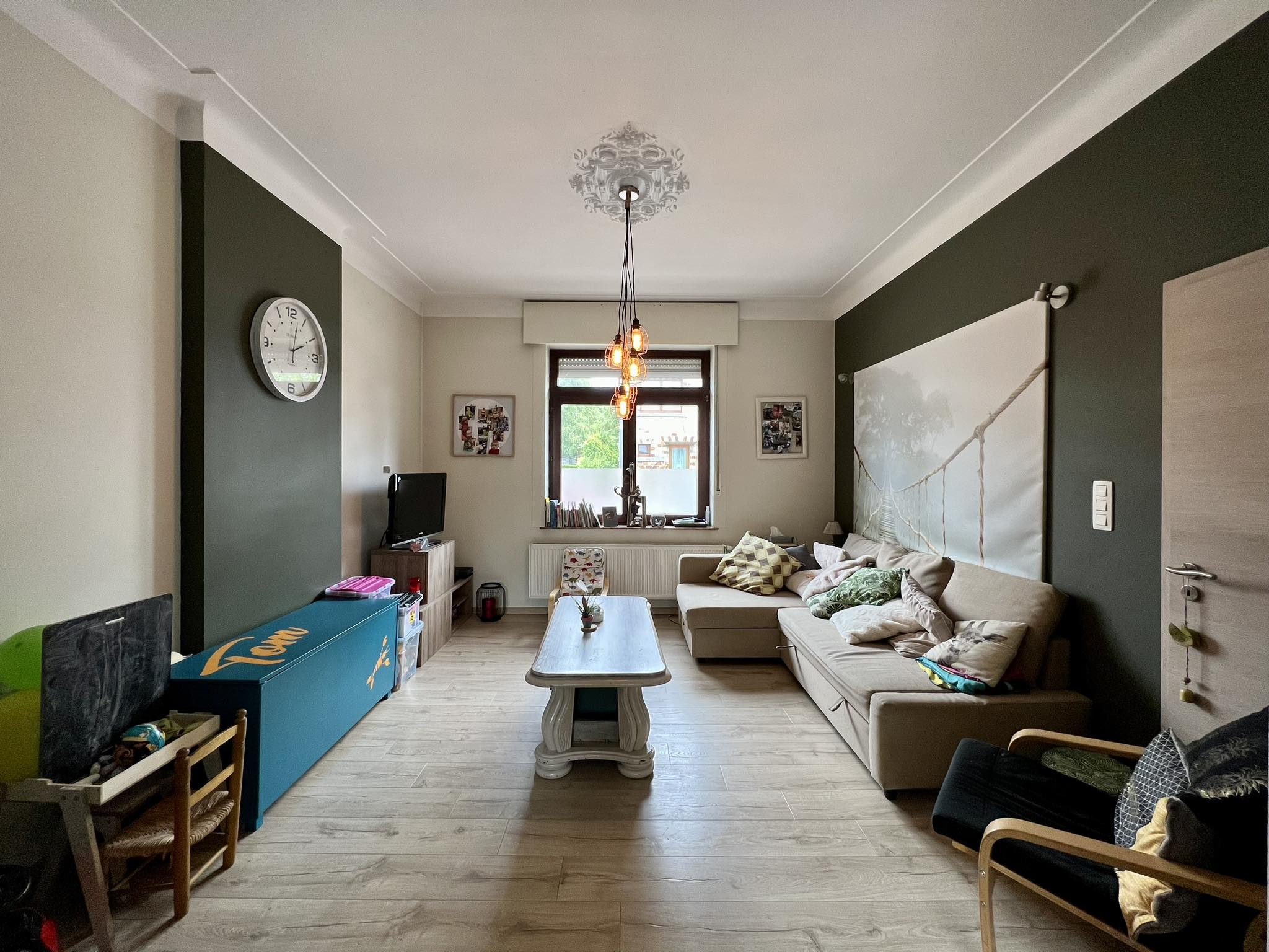 357669738_820036242814094_5714091521882616314_n Maison 5 chambres en plein centre de Libramont.