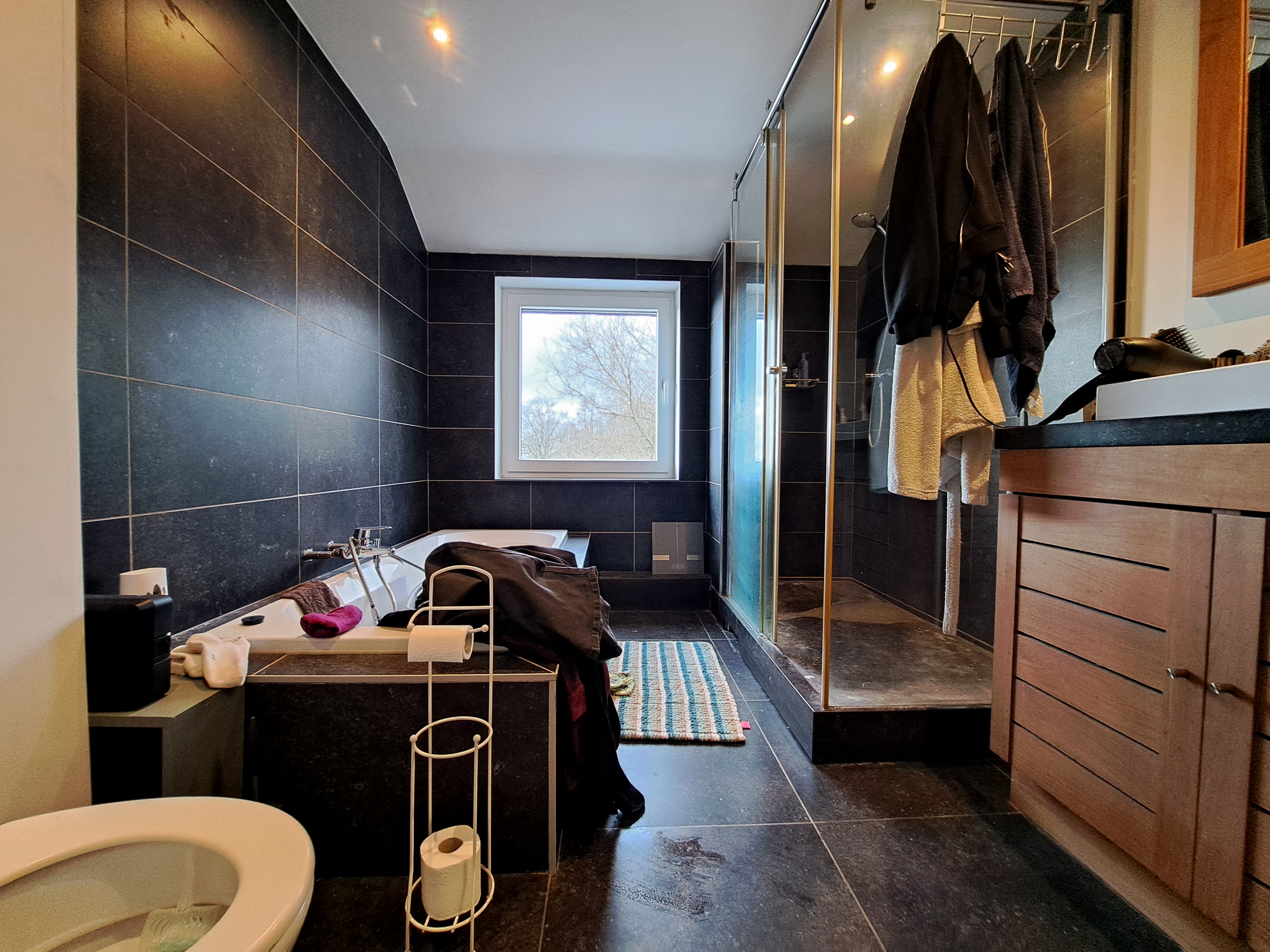Maison 4 façades avec piscine et vue