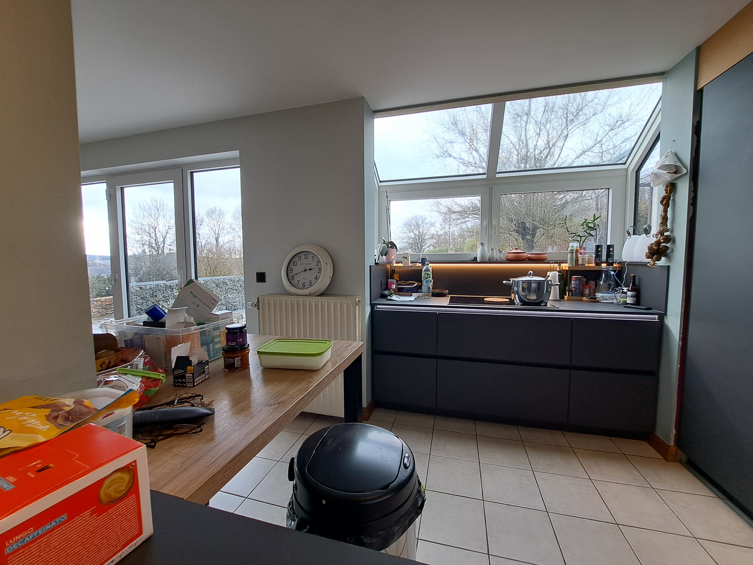 Maison 4 façades avec piscine et vue