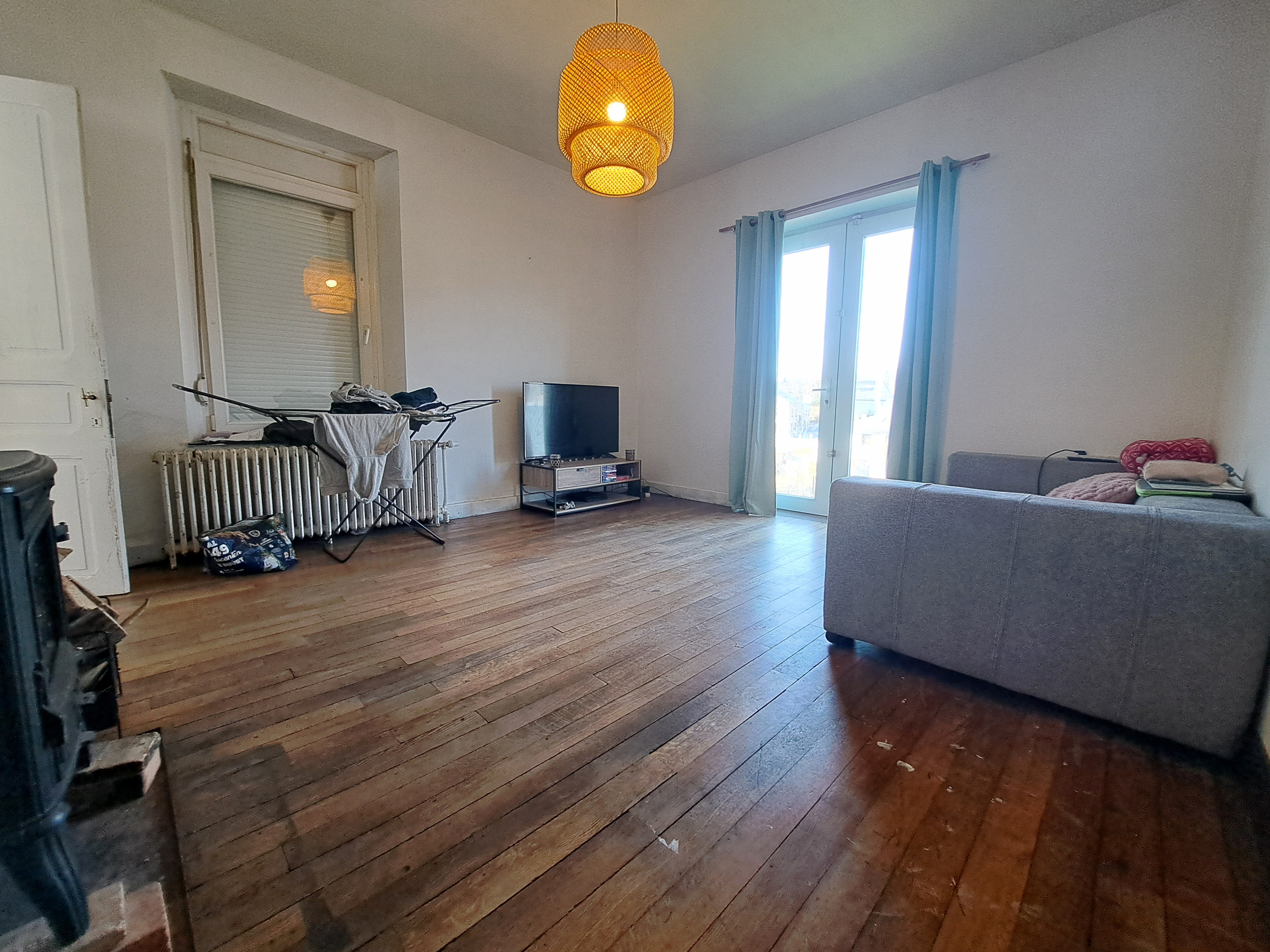 Immeuble de rapport dans le village d’Arville