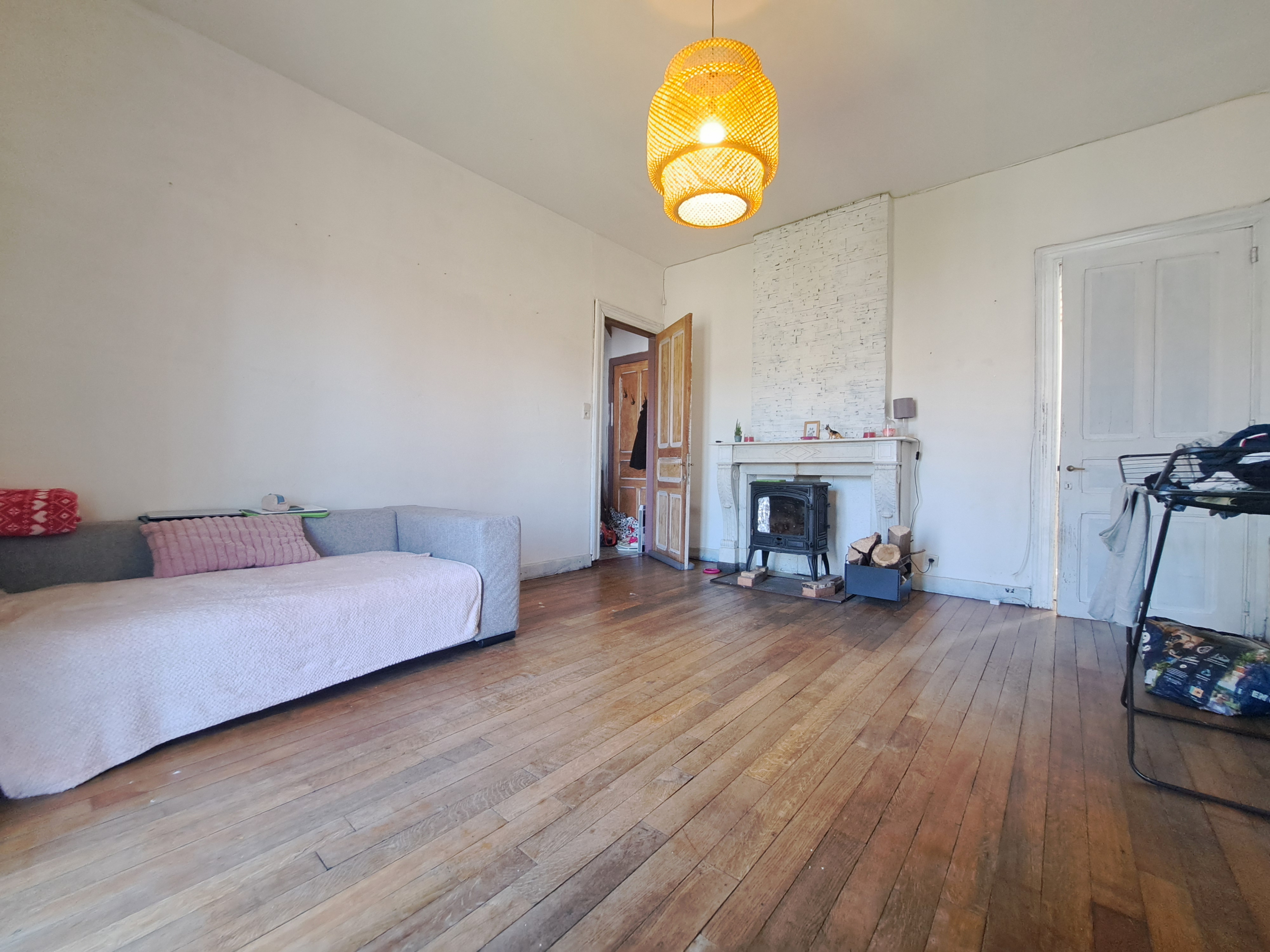 Immeuble de rapport dans le village d’Arville