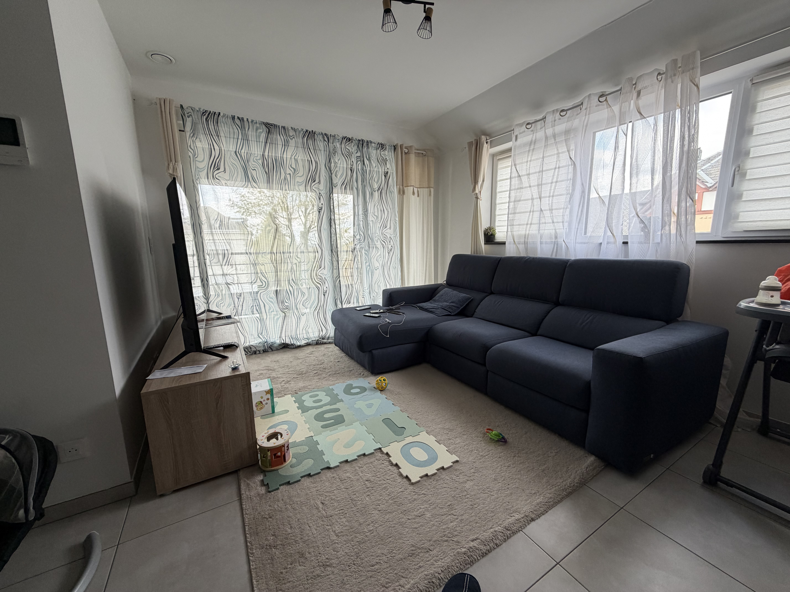 Superbe appartement 2 ch dans le centre de St-Hubert