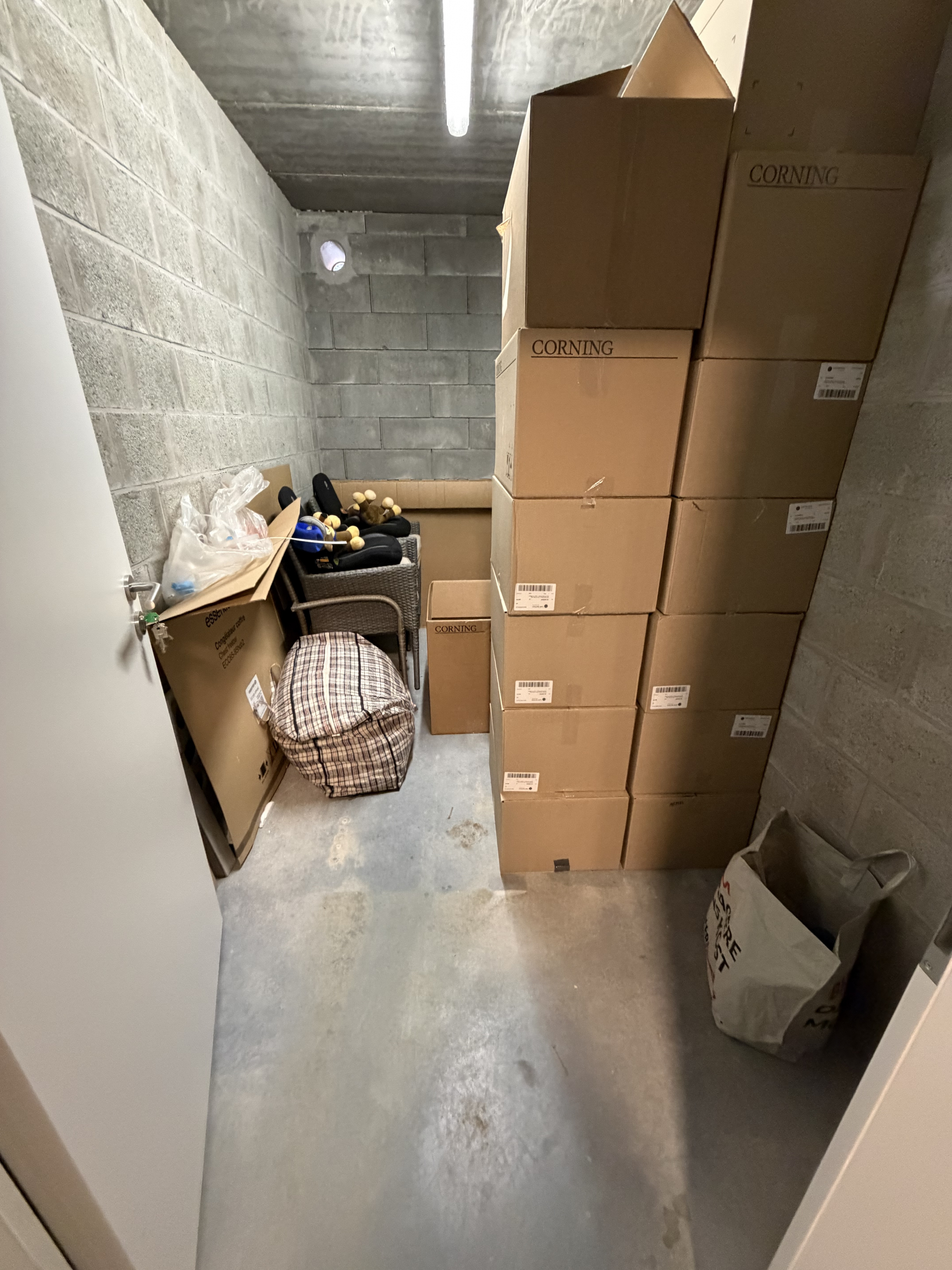 Superbe appartement 2 ch dans le centre de St-Hubert