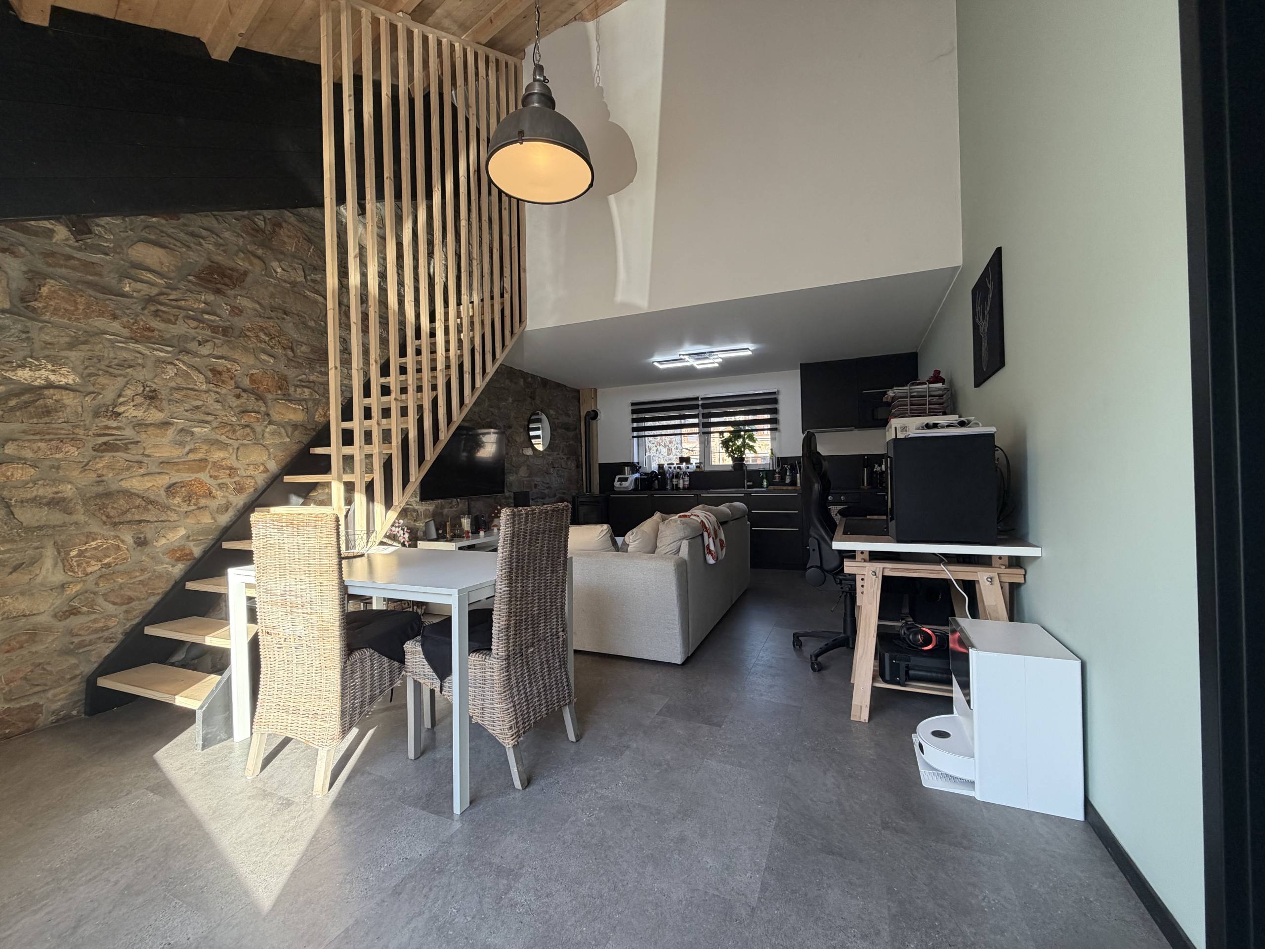 Appartement 1 ch en plein centre de Saint-Hubert